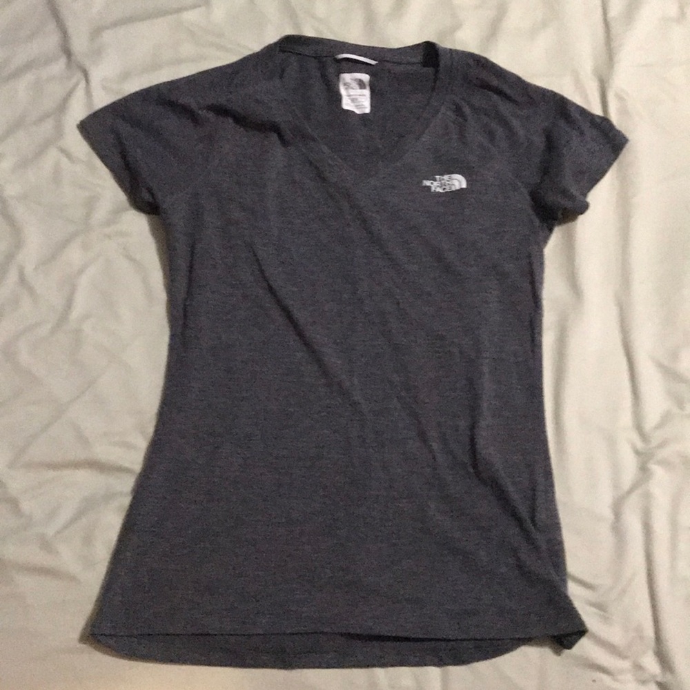North face grey shirt